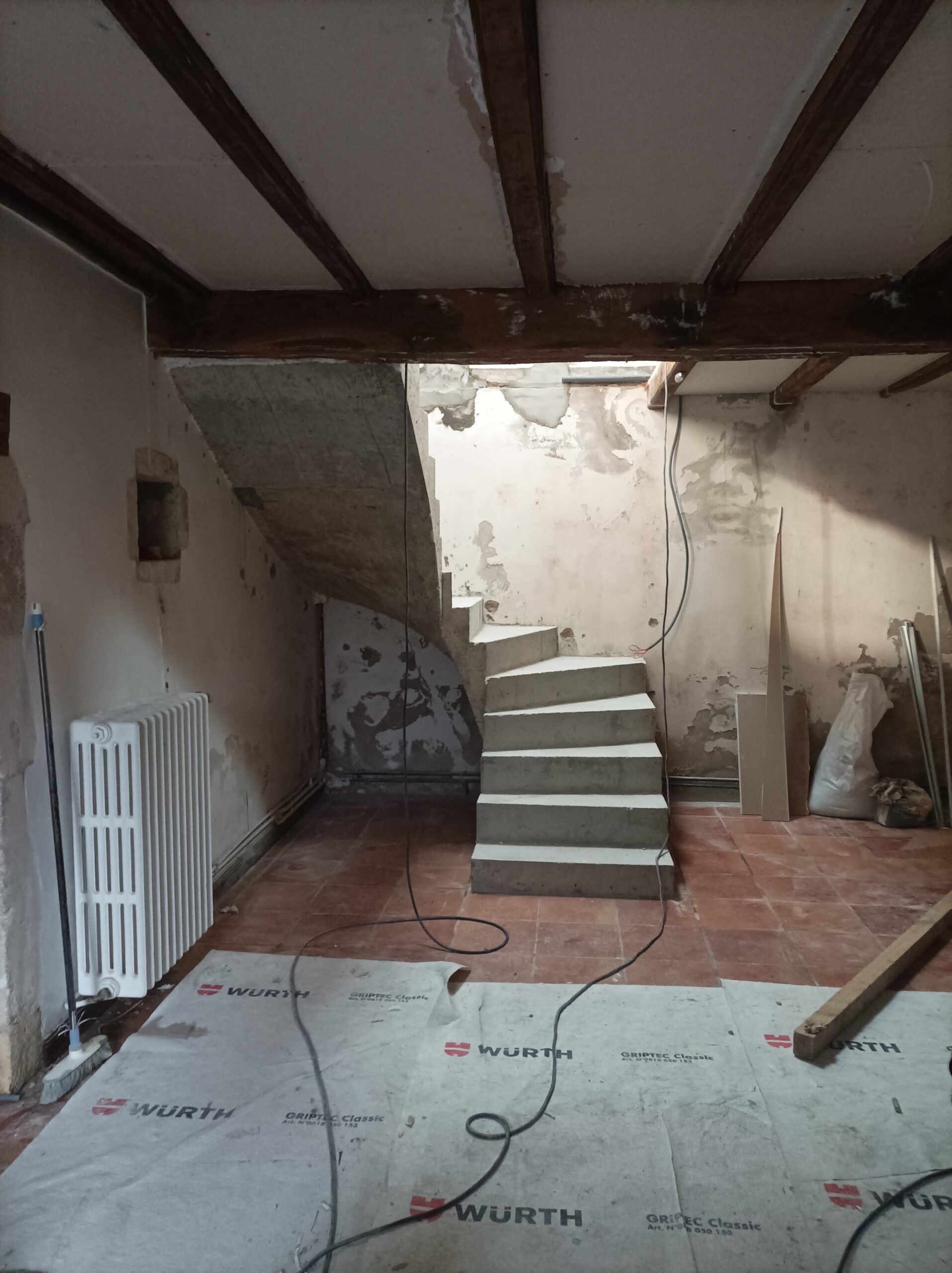 Création escalier béton sur mesure